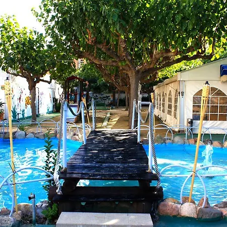 H-top Paradis Park Suites