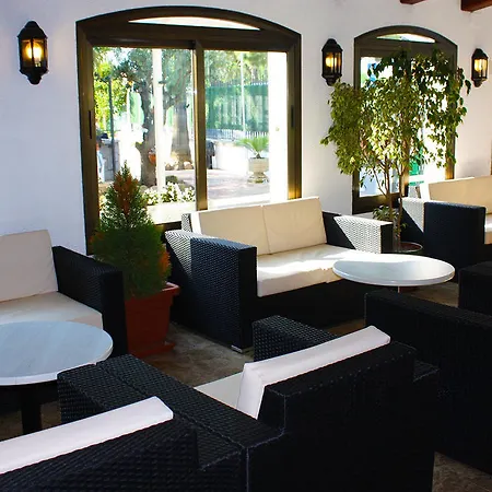 H-top Paradis Park Suites